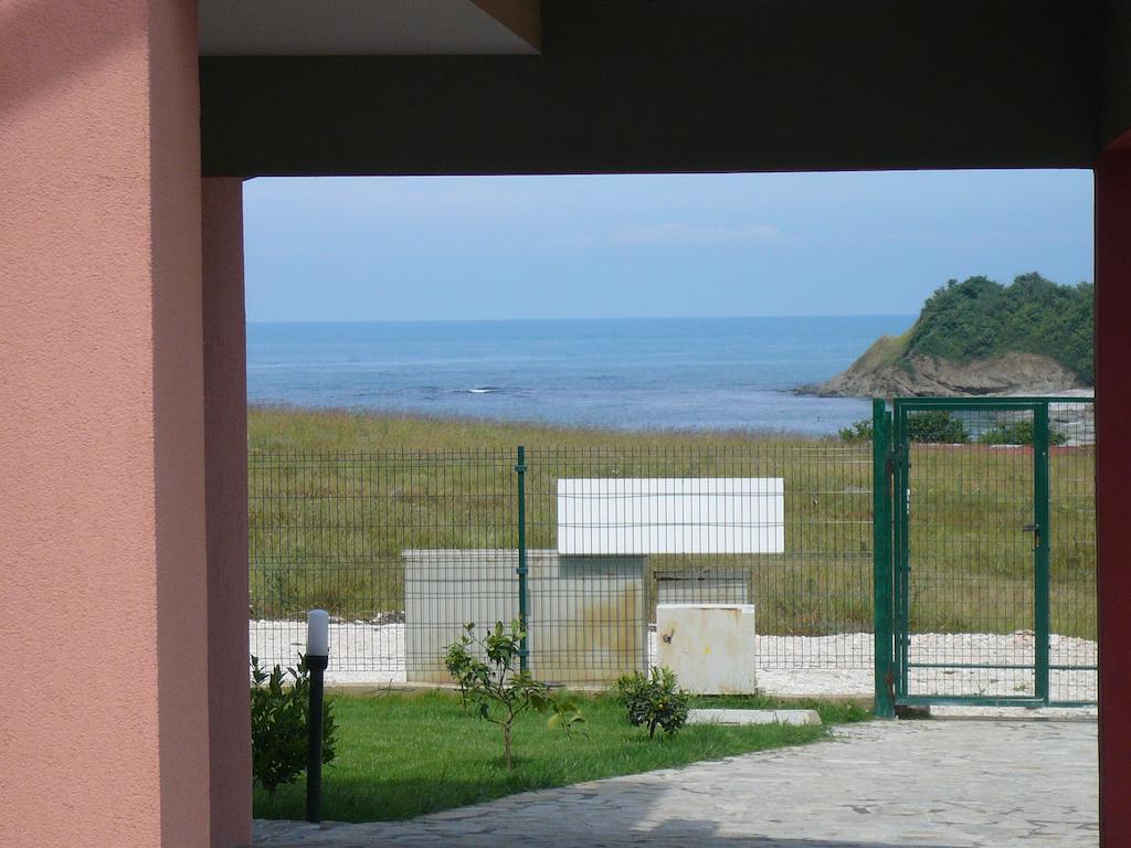 Dream Bay Family Hotel Tsarevo Ruang foto
